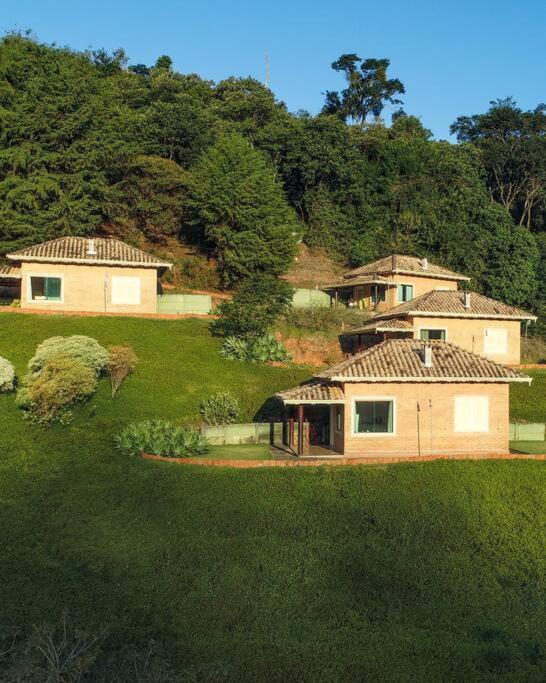 Recanto Dos Beija Flores, Chale Lantana C Monte Alegre do Sul Exterior foto